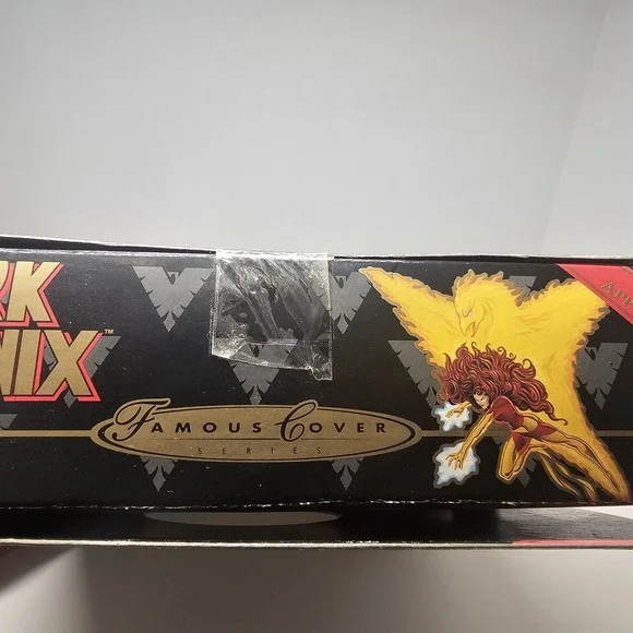 Marvel Dark Phoenix Famous Cover Series 8 Inch Toy Biz Figure Open Boxed - Picture 3 of 9